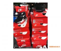100 paia scarpe Nike originali